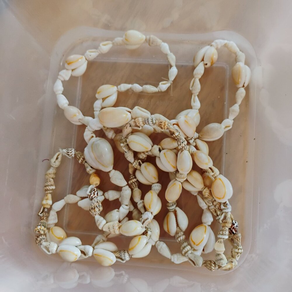 Shell Necklaces Lot - image 5